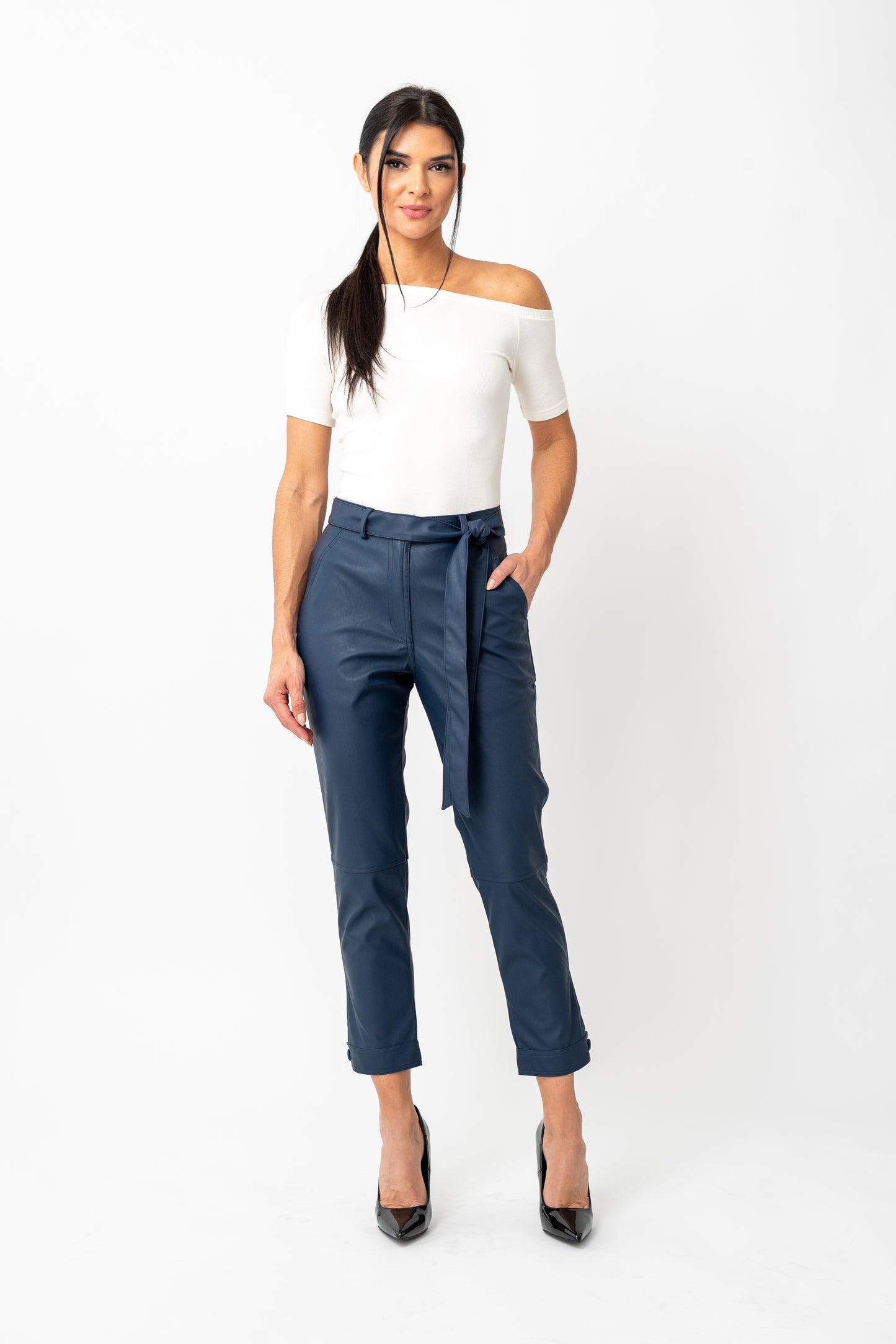 Slouchy Vegan Cropped Pant